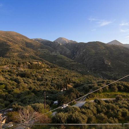 The Mountain House - Authentic Cretan Hideaway - Breathtaking And Nature Views Tourlotí Eksteriør billede