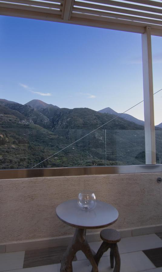 The Mountain House - Authentic Cretan Hideaway - Breathtaking And Nature Views Tourlotí Eksteriør billede